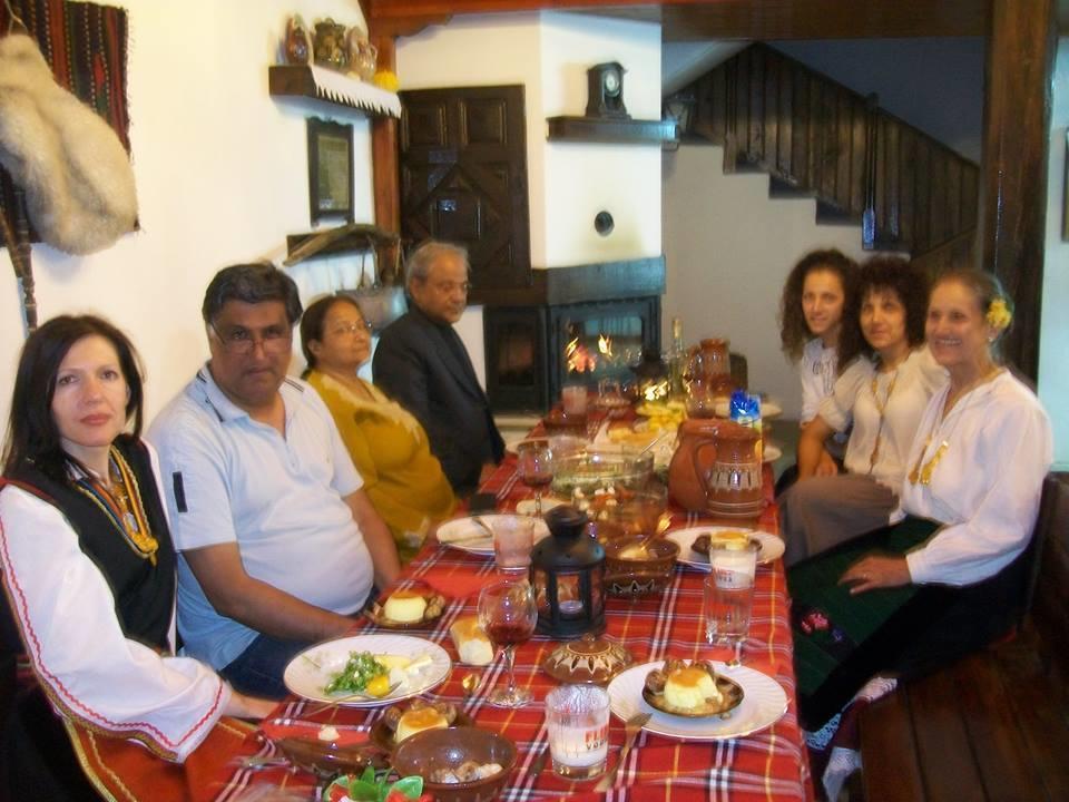 Staroto Shkolo House - Rooms For Guests Subotkovtsi Dış mekan fotoğraf